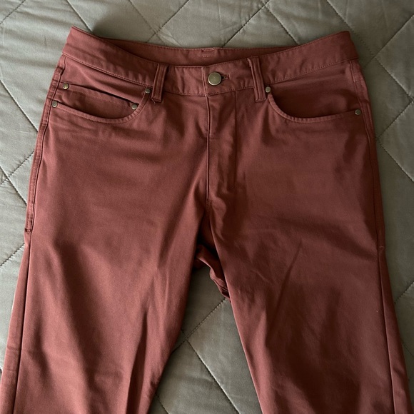 Lululemon ABC Skinny-Fit 5-Pocket Pant - Picture 5 of 5